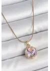 316L Çelik Gold Renk Zincir Mor Minimal Çiçek İşlemeli İnci Detay Portre Model Kadın Kolye