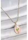 316L Çelik Gold Renk Zincir Pembe Mineli Oval İncili Çiçek İşlemeli Portre Model Kadın Kolye
