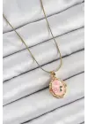 316L Çelik Zincir Pembe Sanatsal Portre İnci Detaylı Gül Figürlü Model Gold Renk Kadın Kolye