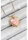 316L Çelik Zincir Pembe Sanatsal Portre İnci Detaylı Papatya Figürlü Kalp Model Gold Renk Kadın Kolye