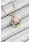 316L Çelik Zincir Zirkon Taşlı Pembe Ve Mor Sanatsal Portre Gül Figürlü Beşgen Model Gold Renk Kadın Kolye