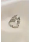 Ayarlamalı Gümüş Renk Metal Zirkon Taşlı Piramit Yüzük