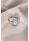Ayarlamalı Silver Renk Metal Zirkon ve Kristal Taşlı Dikdörtgen Model Yüzük