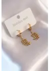 Çelik Gold Renk Yaprak Figür Kadın Küpe