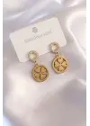 Çelik Gold Renk Yonca Model Zirkon Taş Detay Kadın Küpe