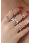 Gümüş Renk Kalp Figür Sarmal Model Zirkon Taşlı Bayan Yüzük Kombin