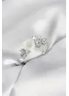 Gümüş Renk Pirinç Çiçek Model Zirkon Taşlı Kadın Yüzük