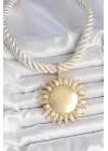 Kırık Beyaz Halat Model Gold Renk Güneş Figürlü Pirinç Kolye