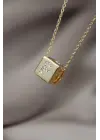 Küp Model Gold Renk Zirkon Taşlı F Harfli Kolye