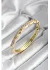 Mineli Pirinç Açık Pembe Kraliçe Taç Desenli Zirkon Taşlı Gold Renk Kadın Kelepçe