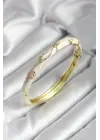 Mineli Pirinç Kırık Beyaz Çiçek Desenli Zirkon Taşlı Gold Renk Kadın Kelepçe