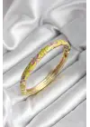 Mineli Pirinç Sarı Çiçek Desenli Gold Renk Kadın Kelepçe (çap 60 mm)