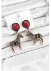 Pirinç Bordo Sallantılı 3D Zebra Model Gold Renk Kadın Küpe