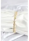 Pirinç Gold Renk Balık Sırtı Model Zirkon Taşlı Kadın Bileklik