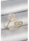 Pirinç Gold Renk Beyaz Mineli Çiçek Model Zirkon Taş Detay Kadın Yüzük