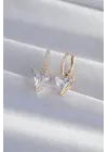  Altın Üçgen Zirkon Taşlı Sallantılı Halka Küpe