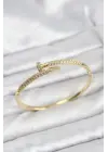 Çelik Gold Renk Zirkon Taşlı Çivi Model Kadın Kelepçe Bileklik