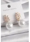  Altın Zirkon Taşlı Yaprak Model İnci Boncuklu Çelik Küpe