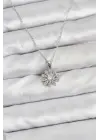 Çelik Gümüş Renk Çiçek Model Kadın Kolye
