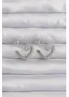  Gümüş Zirkon Taşlı Kıvrımlı Yarım Kalp Küpe
