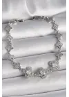 Pirinç Gümüş Renk Zirkon Taşlı Yonca Model Kadın Bileklik