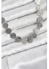 Yuvarlak Plaka Model Gümüş Renk Kadın Kolye