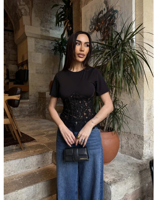 Dantel Korseli Tişört