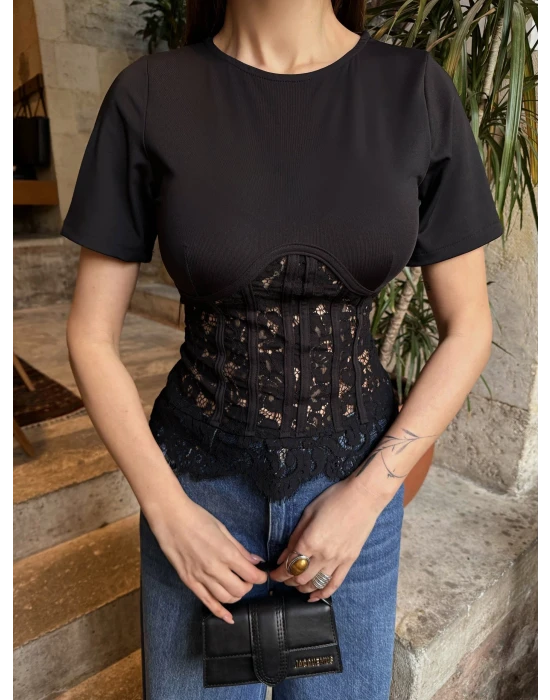 Dantel Korseli Tişört