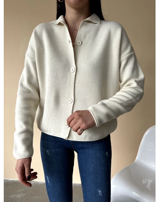 Düğmeli Triko Hırka