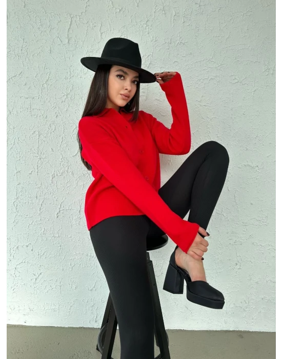 Düğmeli Triko Hırka