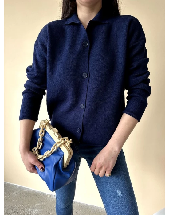 Düğmeli Triko Hırka