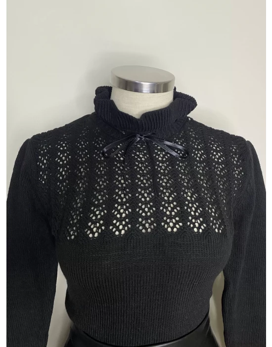 Fiyonklu Triko Kazak