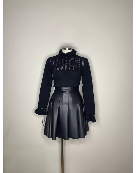 Fiyonklu Triko Kazak