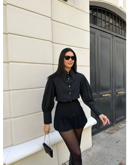 Sivri Yaka Gold Düğmeli Gömlek