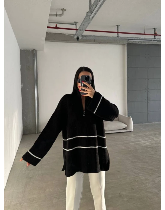 Yırtmaçlı Salaş Triko Kazak