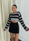 Çizgili Crop Kazak