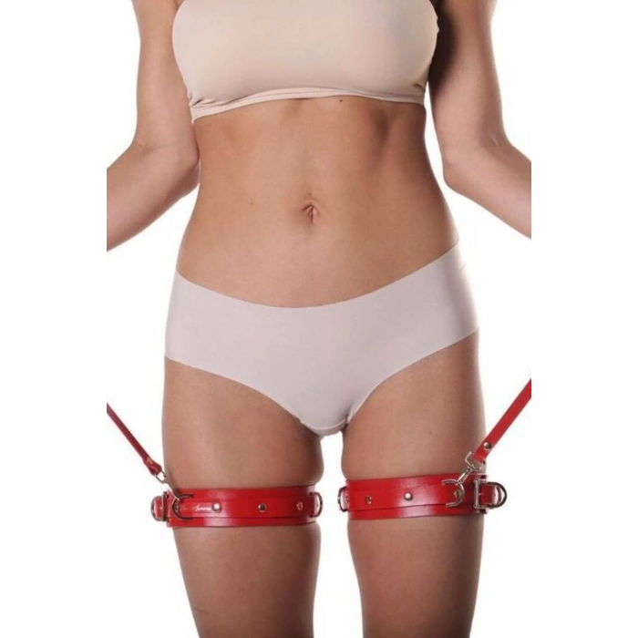 Özel Üretim Erotik Seksi Şık Kırmızı Jartiyer Kemerinden Tutturmalı Bileklikli Harness Fantazi Set