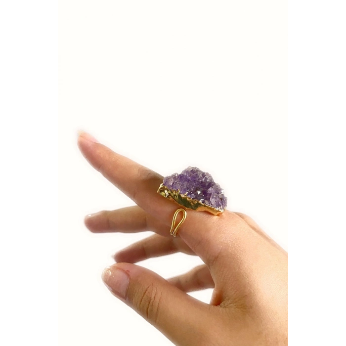 Nesra Özel Tasarım Hafif Doğal Taş Ayarlanabilir Altın Pirinç Kaplama Kararmaz Kadın Yüzük