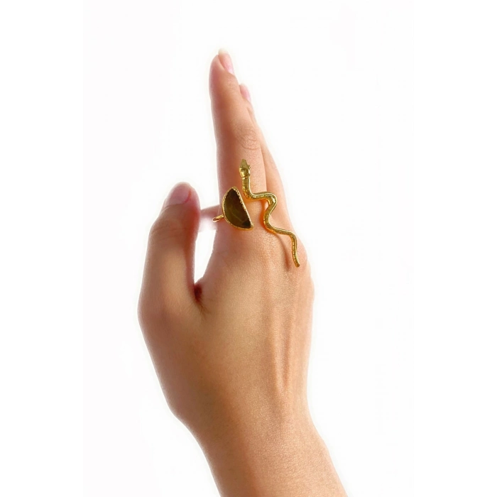 Rases Altın Pirinç Kaplama Özel Tasarım Hafif Doğal Taş Ayarlanabilir Şık Kararmaz Kadın Yüzük