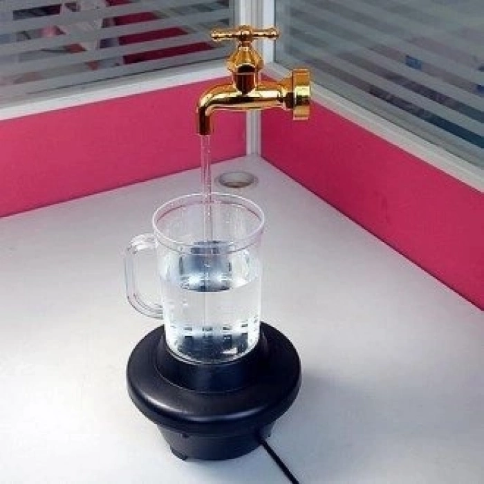 Özel Üretim Dekoratif Işıklı Masa Lambası Ofis Hediyesi Sihirli Led Musluk Çeşme Magic Faucet Mug