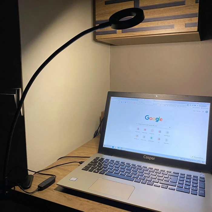 Özel Üretim Mandallı USB Led Kitap Okuma Gece Çalışma Esnek Metal Gövde Çok Fonksiyonlu Akrobat Masa