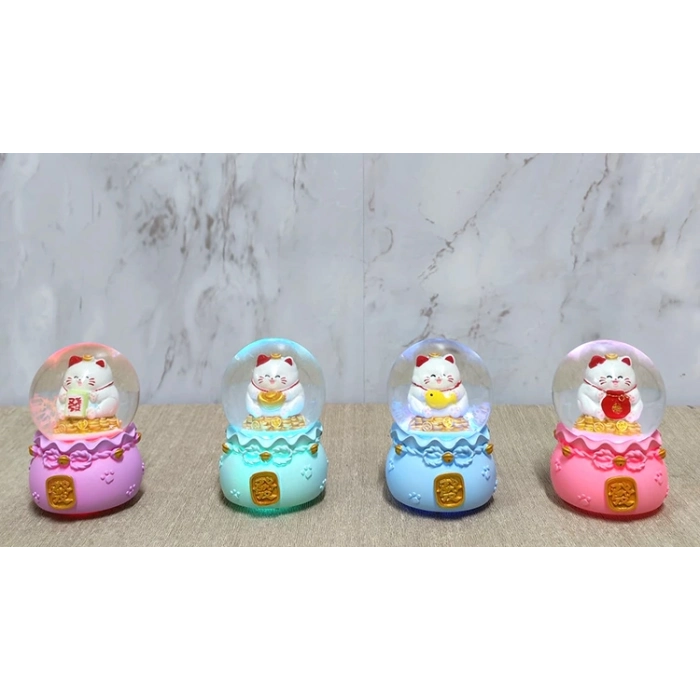 Dekoratif Bereket Temalı Koleksiyonluk Hediyelik Yumuşak Aydınlatmalı Şans Kedisi Işıklı Kar Küresi