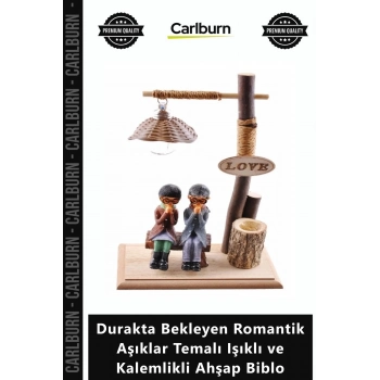 Özel Üretim Hediyelik Durakta Bekleyen Romantik Aşıklar Temalı Işıklı Kalemlikli Ahşap Biblo