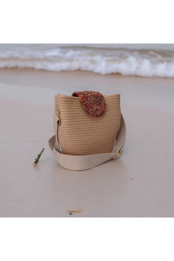 kadın omuz çantası  %100 pamuklu  gerçek kordon  ve gerçek Jüt ipden etnik tasarım hasır  çanta