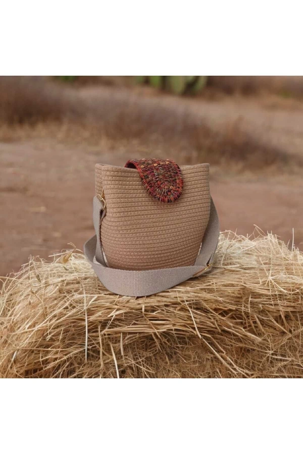 kadın omuz çantası  %100 pamuklu  gerçek kordon  ve gerçek Jüt ipden etnik tasarım hasır  çanta