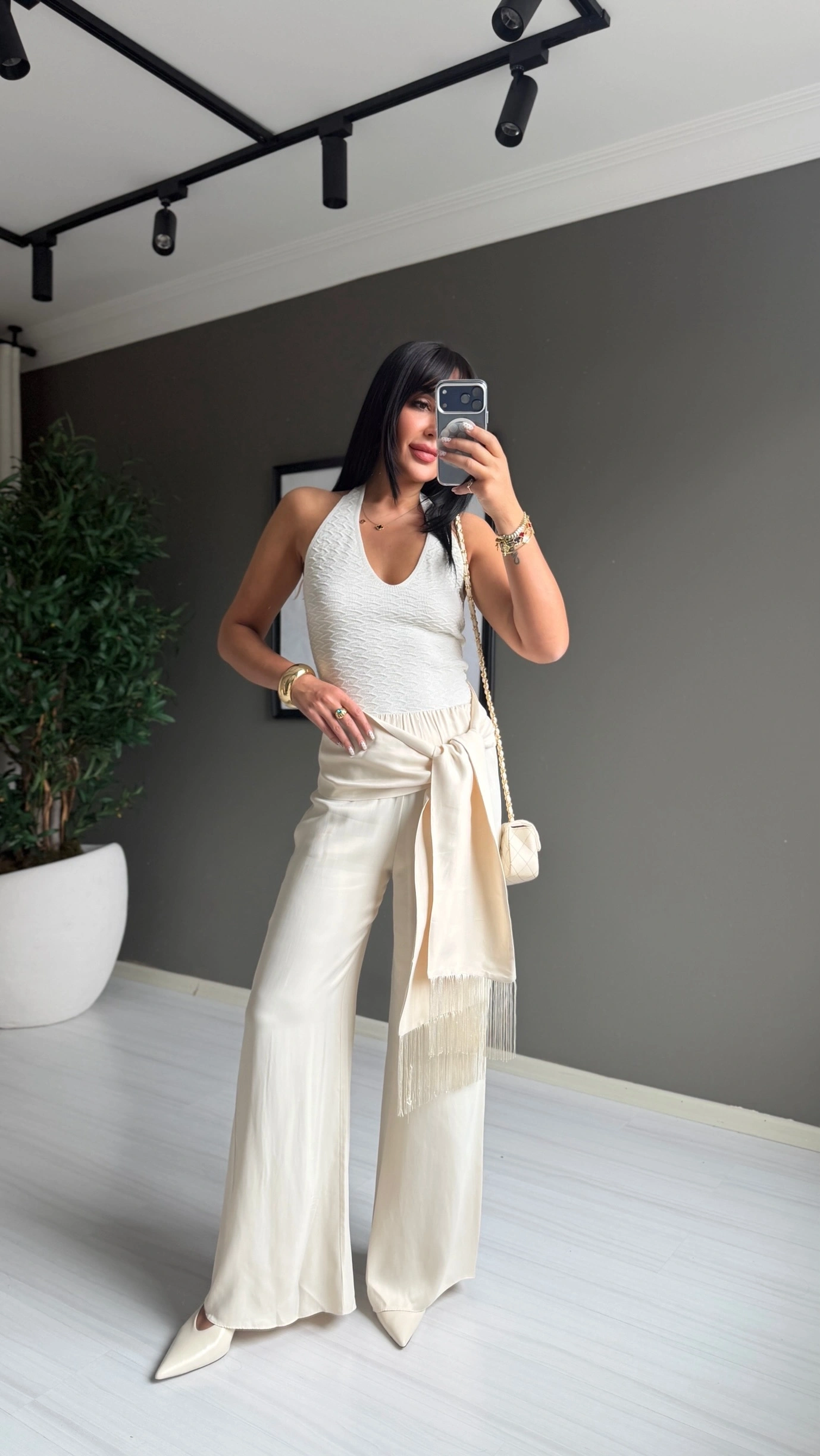 Beli Lastikli Saten Pantolon Ekru