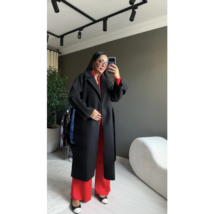 Kaşe Uzun Siyah Kaban