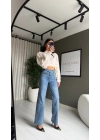 Çapraz Kemerli Mavi Jean