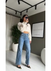 Çapraz Kemerli Mavi Jean