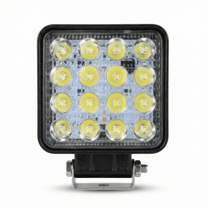 16 LEDLİ KARE ÇALIŞMA LAMBASI